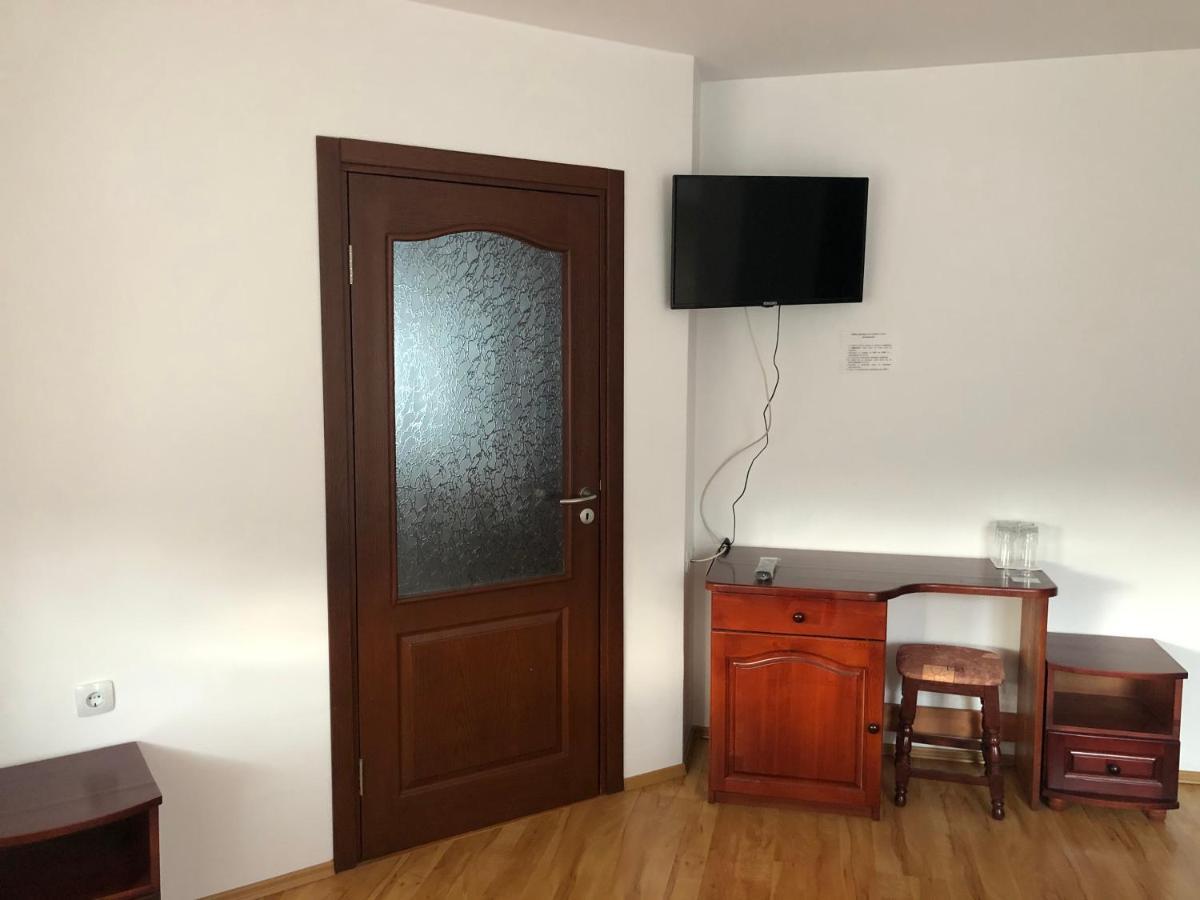 Family Hotel Panorama Sarnitsa Extérieur photo