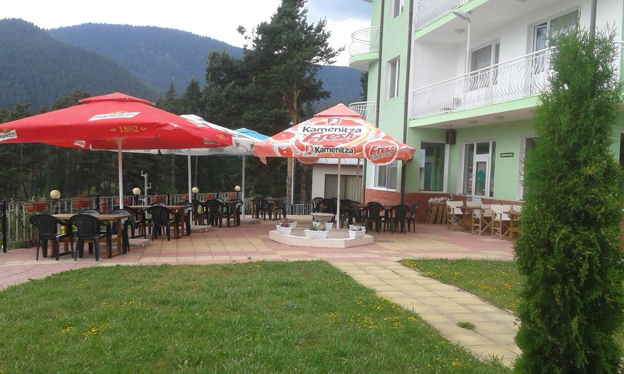 Family Hotel Panorama Sarnitsa Extérieur photo