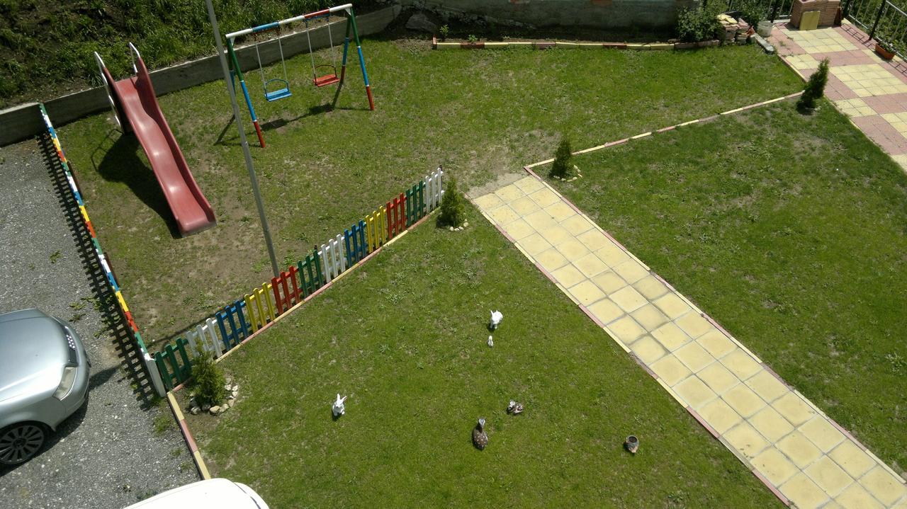 Family Hotel Panorama Sarnitsa Extérieur photo